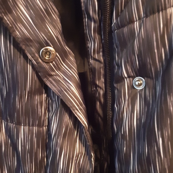 Liz Claiborne black and white vest - Picture 4 of 4